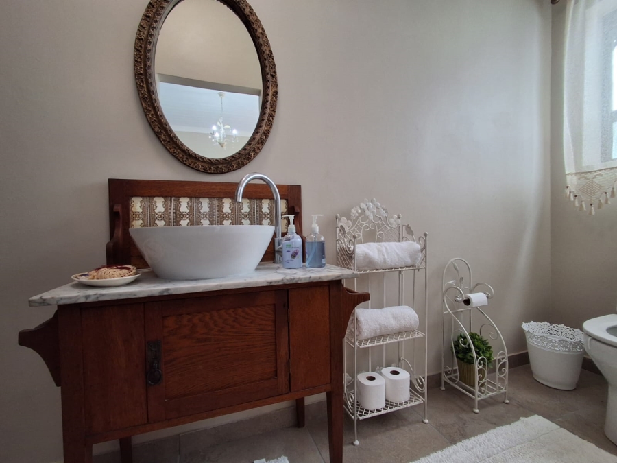 3 Bedroom Property for Sale in Stilbaai Wes Western Cape